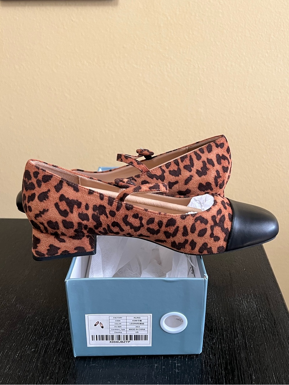 C. Paravano Mary Jane Block Heel Shoes. Leopard Print. Sz: US 9 M. New With Box.